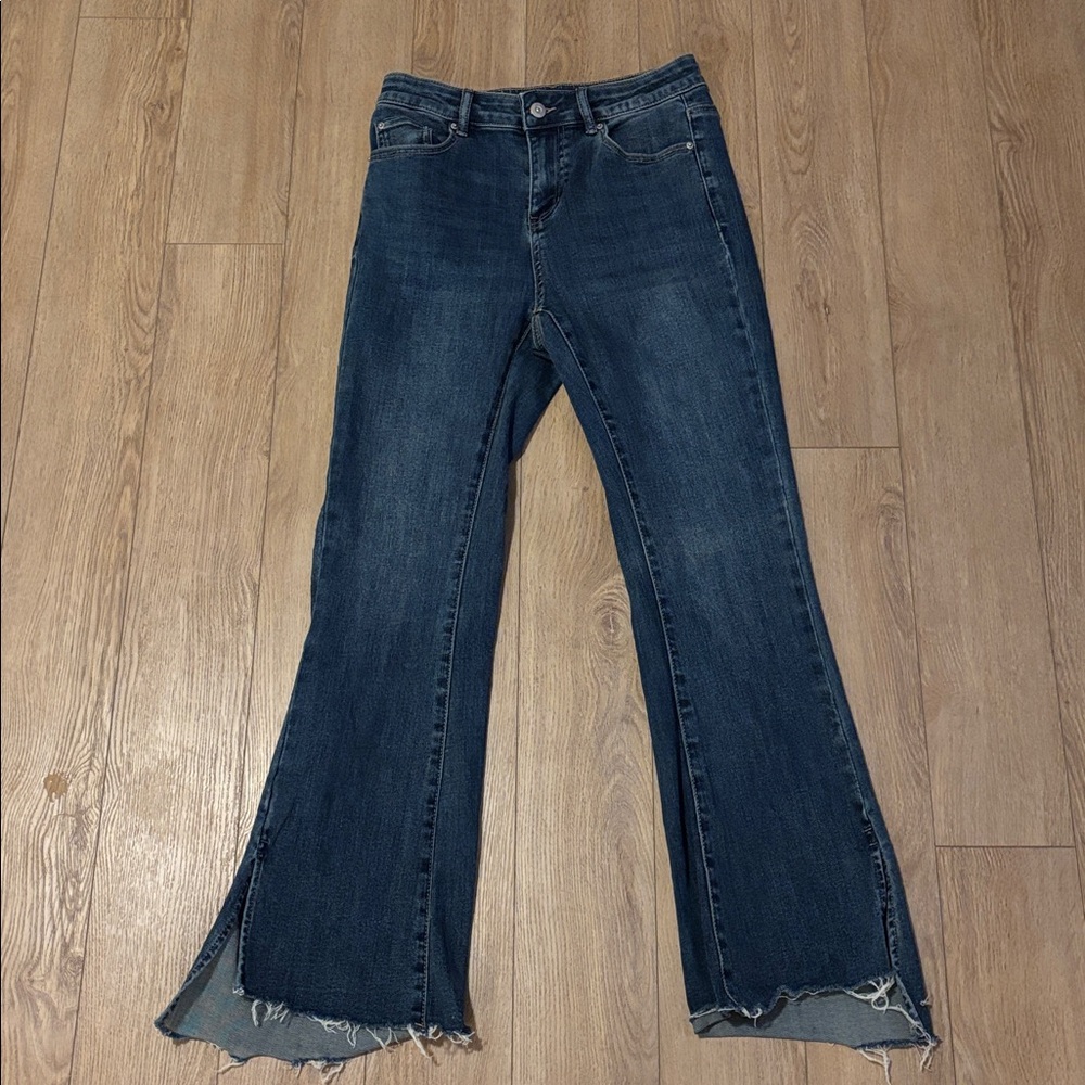 UR Women's Dark Blue Flared Jeans